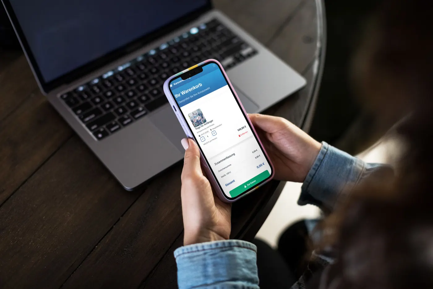 Warenkorb der Kursimple Online-Anmeldung auf einem Smartphone